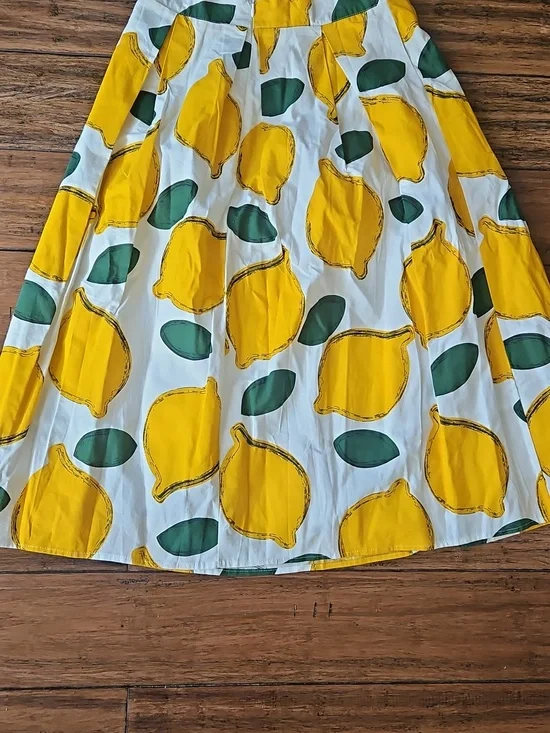 Chicwish White Midi Skirt with Yellow Lemon Print Medium - Picture 5 of 10